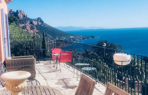 Belle Villa VUE MER EXCEPTIONNELLE PISCINE PRIVÉE 3 mn PLAGES et CALANQUES - Foto 13