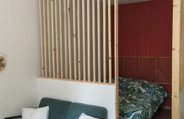 Studio climatisé et spacieux situé près des Parcs - Foto 1