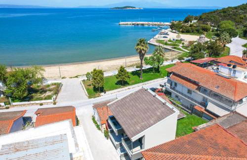 Theros By The Sea - Photo 37