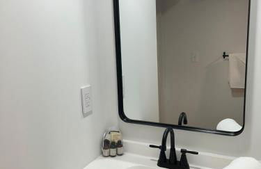 Monroe Manor - Foto 9