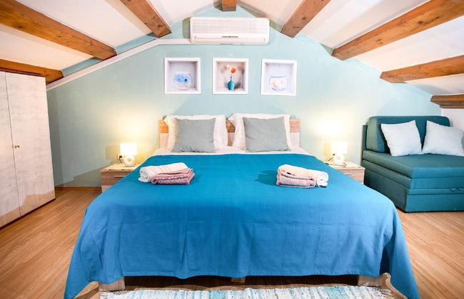 Adorable Holiday Home With Pool and Terrace - Foto 2