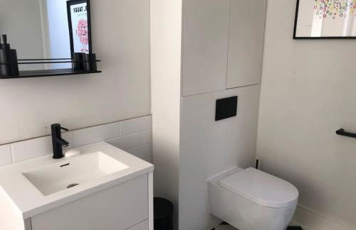 Stunning Modern Large 5 Bed House Willesden - Foto 19