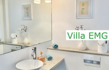 Luxus Ferienhaus Villa EMG Emsdetten nah Münster, Osnabrück, Rheine für Familien Gruppen bis 17 Personen, Pool, Whirlpool, Garten, Kamin, 6SZ - Foto 36