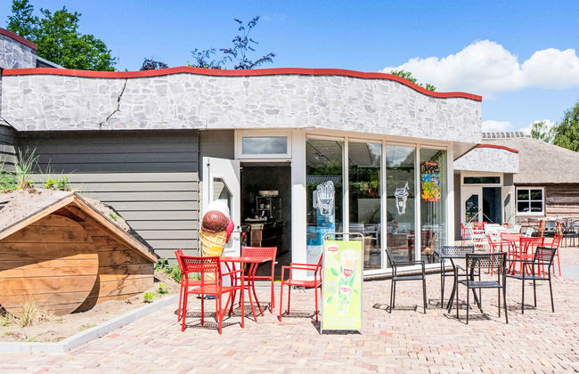 3 bedroom House in Kaatsheuvel with swimming pool and terrace - Photo 10