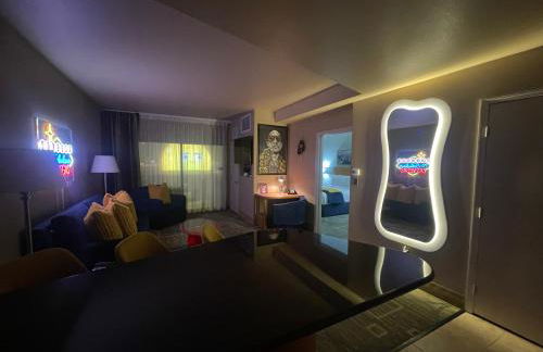 SPHERE IN 4K - Vintage Vegas Condo with Sphere and Strip Views! - Foto 3