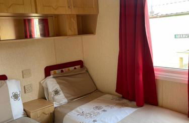 Immaculate 2-Bed Static Caravan at Monrieth - Photo 25