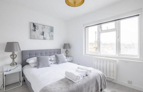 Lovely 2 bedroom apartment - ideal location - Photo 16