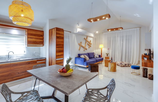 Ikia Aretousa - Foto 21