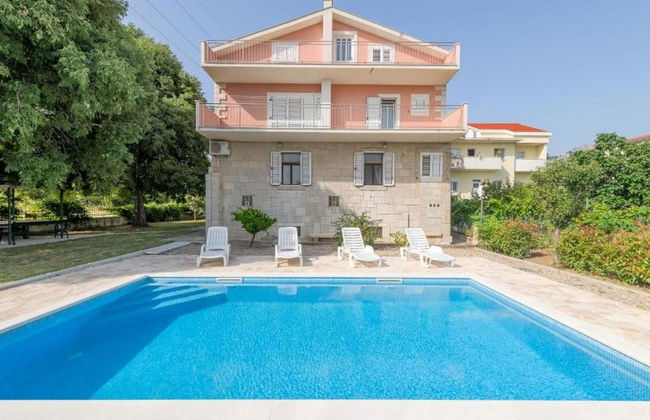 Charming Retreat Holiday Home Mravince With Pool - Foto 17