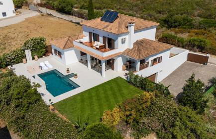 Exclusive villa with private pool & Gibraltar view - Foto 44