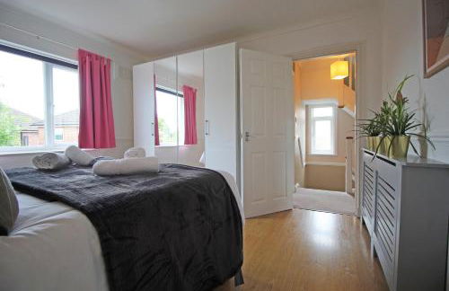 Queens Road - Luxury Spacious Home in Chester - Photo 11