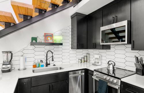 Quantum Tiny Loft at East End Revitalized - Foto 15