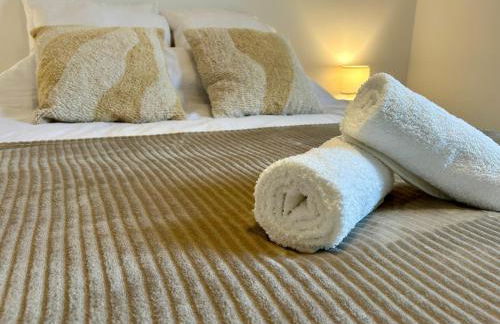 Lumen Chartrain - appartement proche centre-ville, balcon et parking - Foto 15