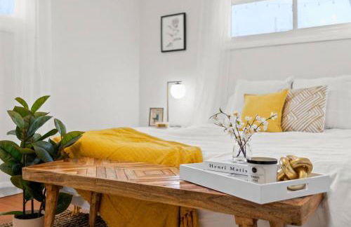 Heights Records - a trendy 2BD - Foto 9