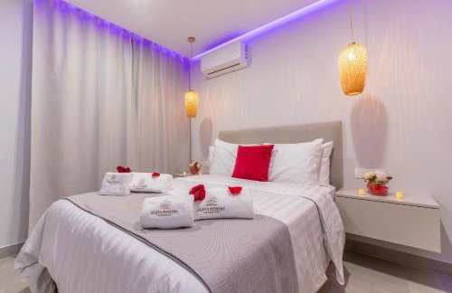 Apartamento de Lujo con Jacuzzi Privado, Piscina y Vistas al Mar - Foto 33