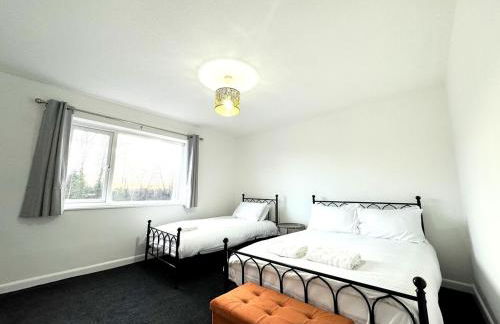 New Southampton Central House - Parking, 6 Beds, Sleeps 9 - City Centre l Cruise Terminal l Great for Contractors, Friends & Families - Foto 4