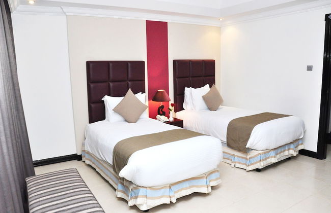 Ewan Ajman Suites Hotel - Photo 33