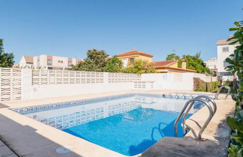 Casa Grande con Piscina Barbacoa cerca de la Playa con Aire Acondicionado Centralizado - Photo 1