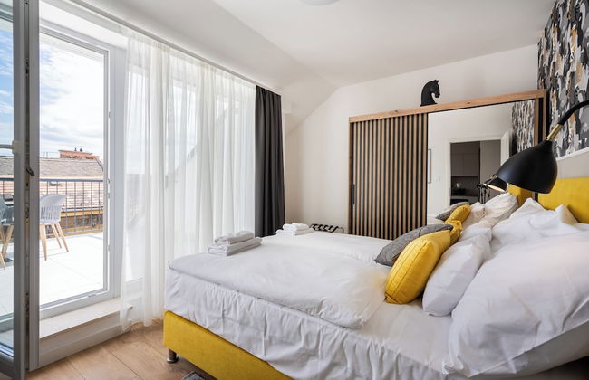 The Rose Garden Apartments - Photo 12