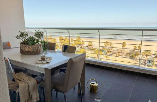 RIVIERA PALACE - TRILO SEA FRONT- Premium Villas - Foto 1