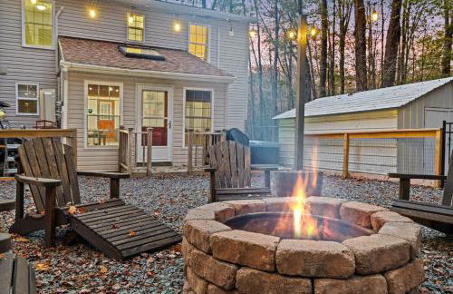 Pocono Lake Escape, includes Golf Cart, Firepit - Foto 45