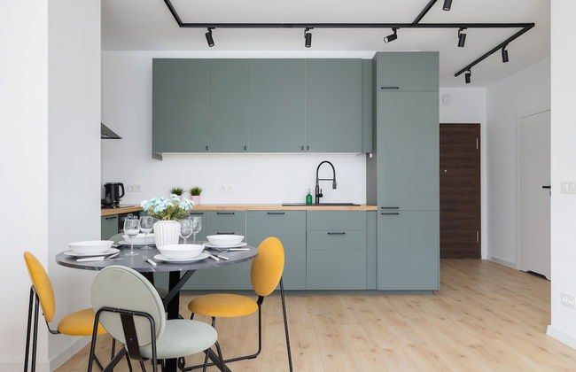 Stylish Apartment Bażantów by Renters - Photo 17