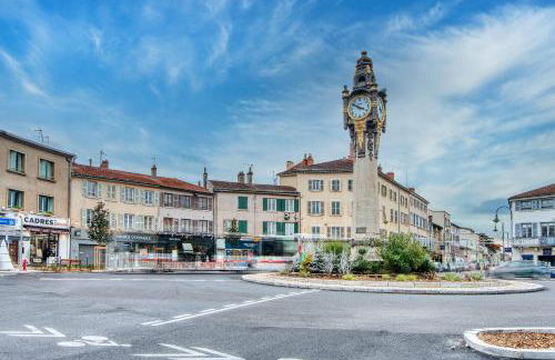 Le Victor Hugo - T2 cosy Horloge-Tassin - Foto 15