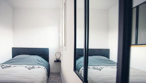 Studio cosy les pieds dans l'eau, climatisé, Parking privé, Vue montagne - Foto 5