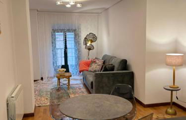 Apartamentos El Escudo Centro - Foto 2