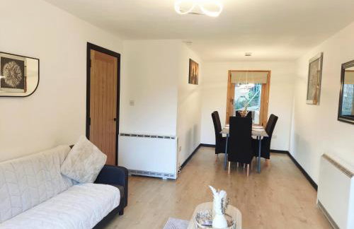 Dundee Beach Villa with Free Parking - Foto 20