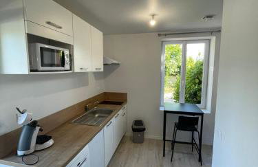 Castres maisonnette proche du centre ville, parking et jardin - Foto 3