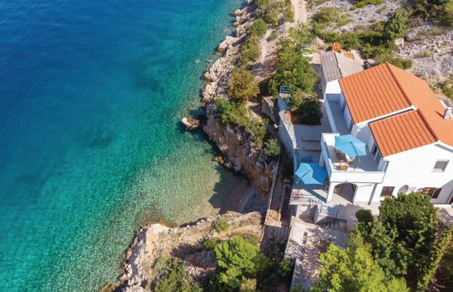 Sunny Beachfront Jablanac Apartments - Foto 31