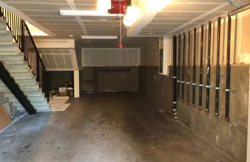 Near Stanford Luxury Retreat 1 Gigabit Fast WiFi Two Car Garage Masterbedroom King Size Bed Walk-in Closet and Walk-in Shower - Foto 34