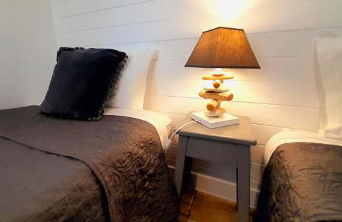 Charming House in Figueira da Foz with Private Garden - Foto 34