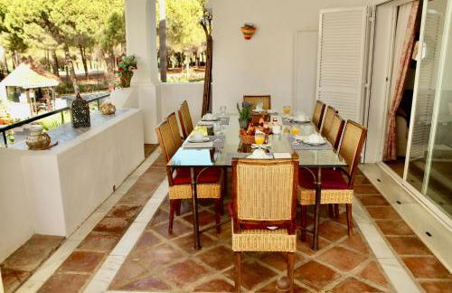 Apartment in El Presidente Beach Side New Golden Mile - Photo 28