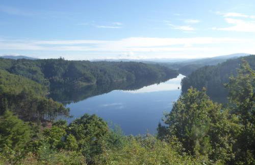 Rosa the Cosy Cabin - Gypsy Wagon - Shepherds Hut, RIVER VIEWS Off-grid eco living - Foto 23