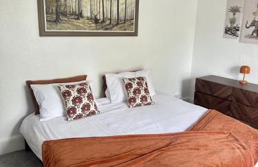 Historic Charm: *Perfect For Group Getaways* - Photo 33