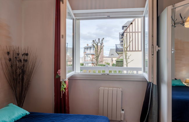 La Fontaine - Foto 1