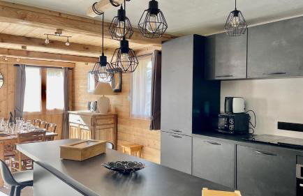 Chalet Soleil, magnifique triplex sur les pistes - Foto 14