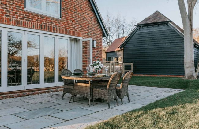 Hayward House Hot Tub Large Garden - From 1100 Per Night - Foto 22