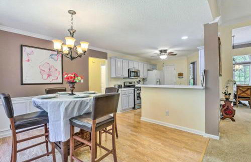 Peaceful Dallas Home with Deck and Charcoal Grill - Foto 9