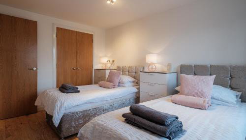 Mackie Residence - SJA Stays - 3 Bed Apartment with parking - Foto 3