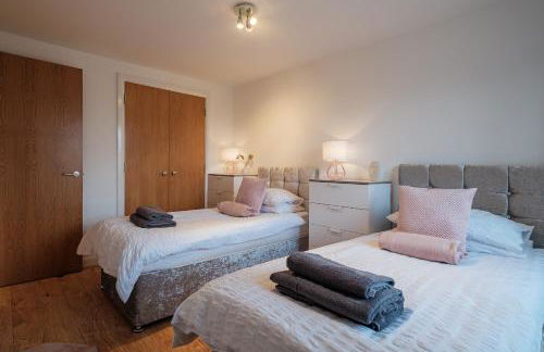 Mackie Residence - SJA Stays - 3 Bed Apartment with parking - Foto 3