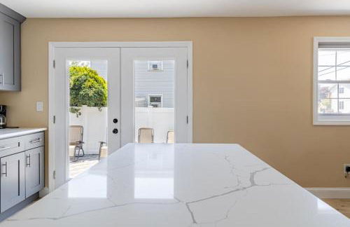 Charming 3BR Condo Near Ventnor Beach - Foto 9