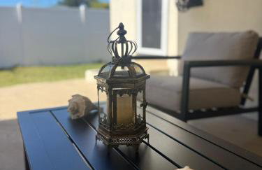 The Perfumers House Hot Tub Near St Pete Beach - Photo 16