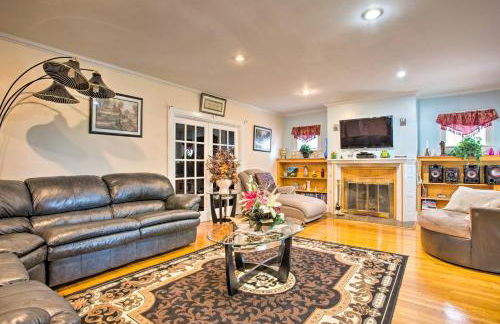 Charming Yonkers Retreat - 10 Mi to Central Park! - Foto 5