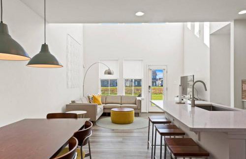 Modern Townhouse with Pool Gym & Tennis Near Beach - Foto 6