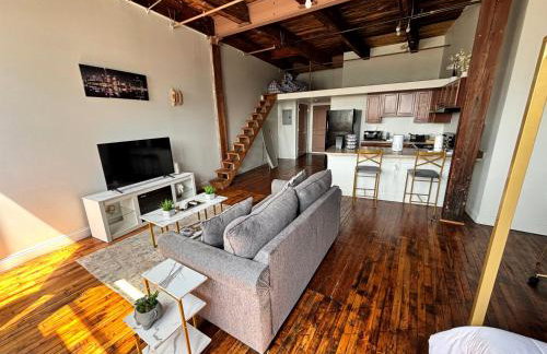 Industrial Loft Near Downtown Detroit - 420 Friendly - Photo 25
