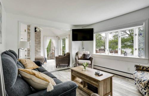 Worcester Home on Indian Lake w/ Shared Boat Dock! - Foto 1