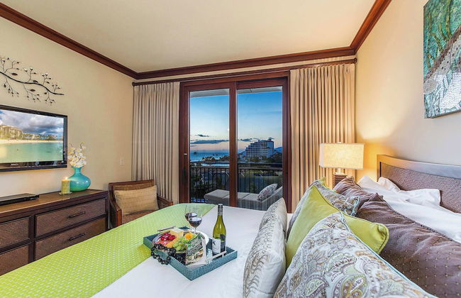 Hale Leilani Ko Olina Beachfront w/ Views! - Photo 4